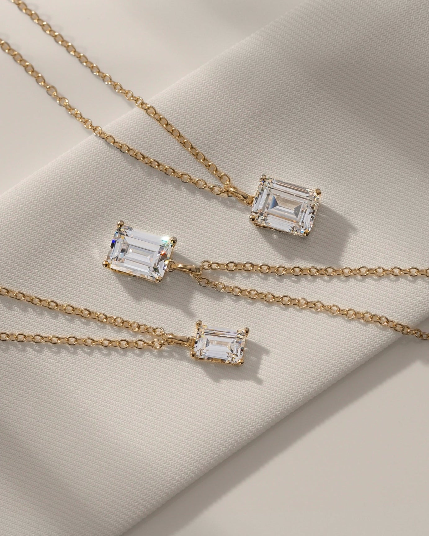 Diamonbliss Lab-Grown Diamond 1.0 cttw Emerald Solitaire Necklace