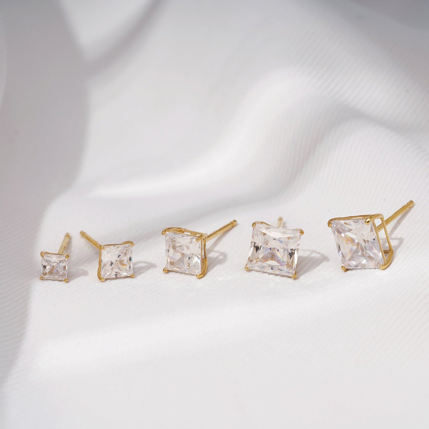 Gold Princess Solitaire Earrings