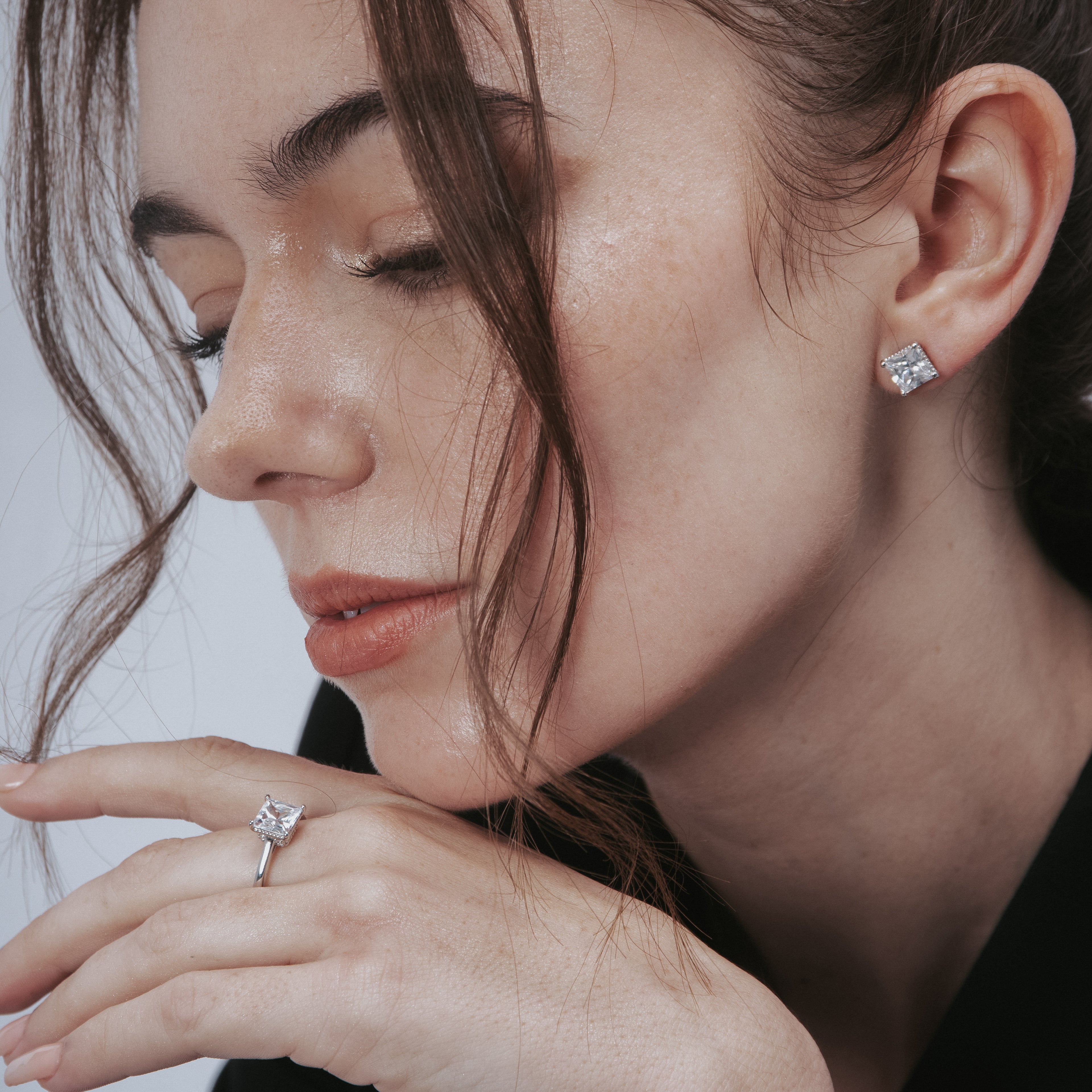 Classic Solitaire Jewelry Set