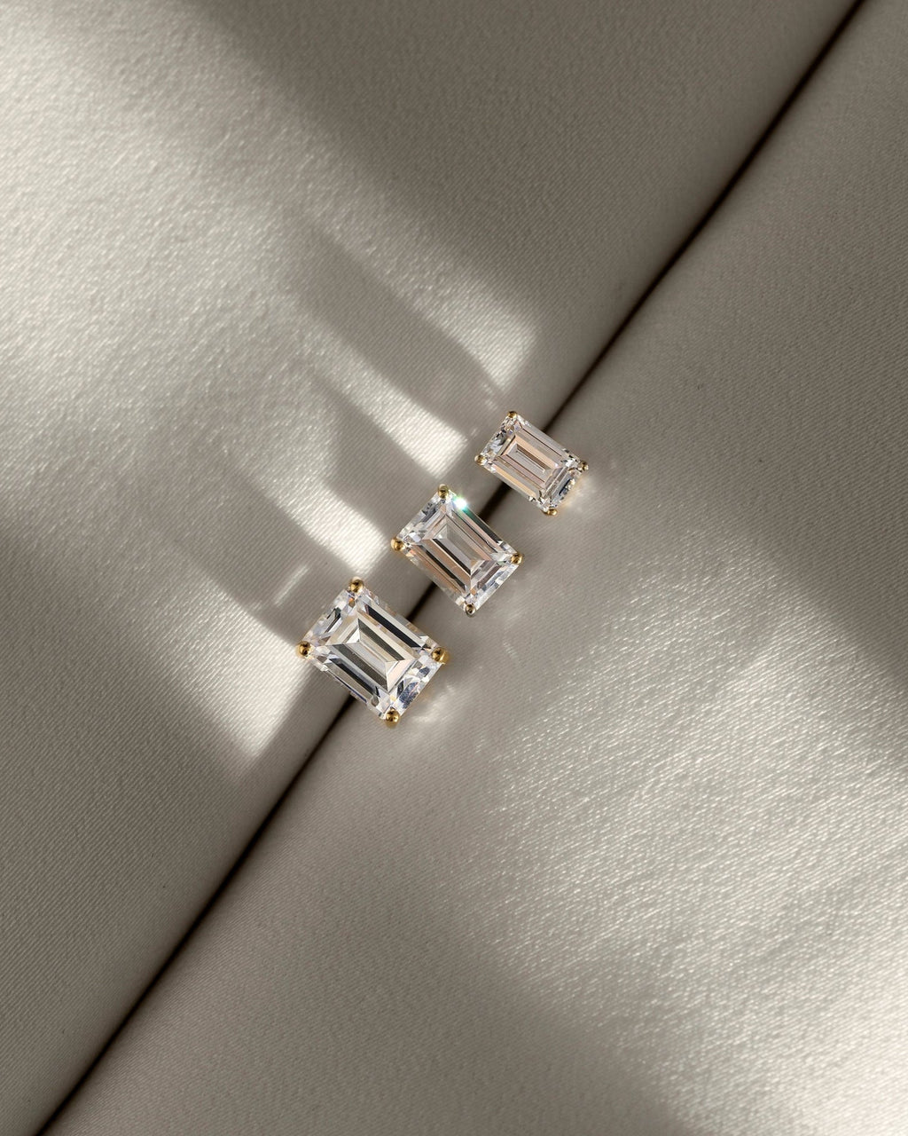 Lab-Grown Diamond 2.0 cttw Emerald Solitaire Earrings