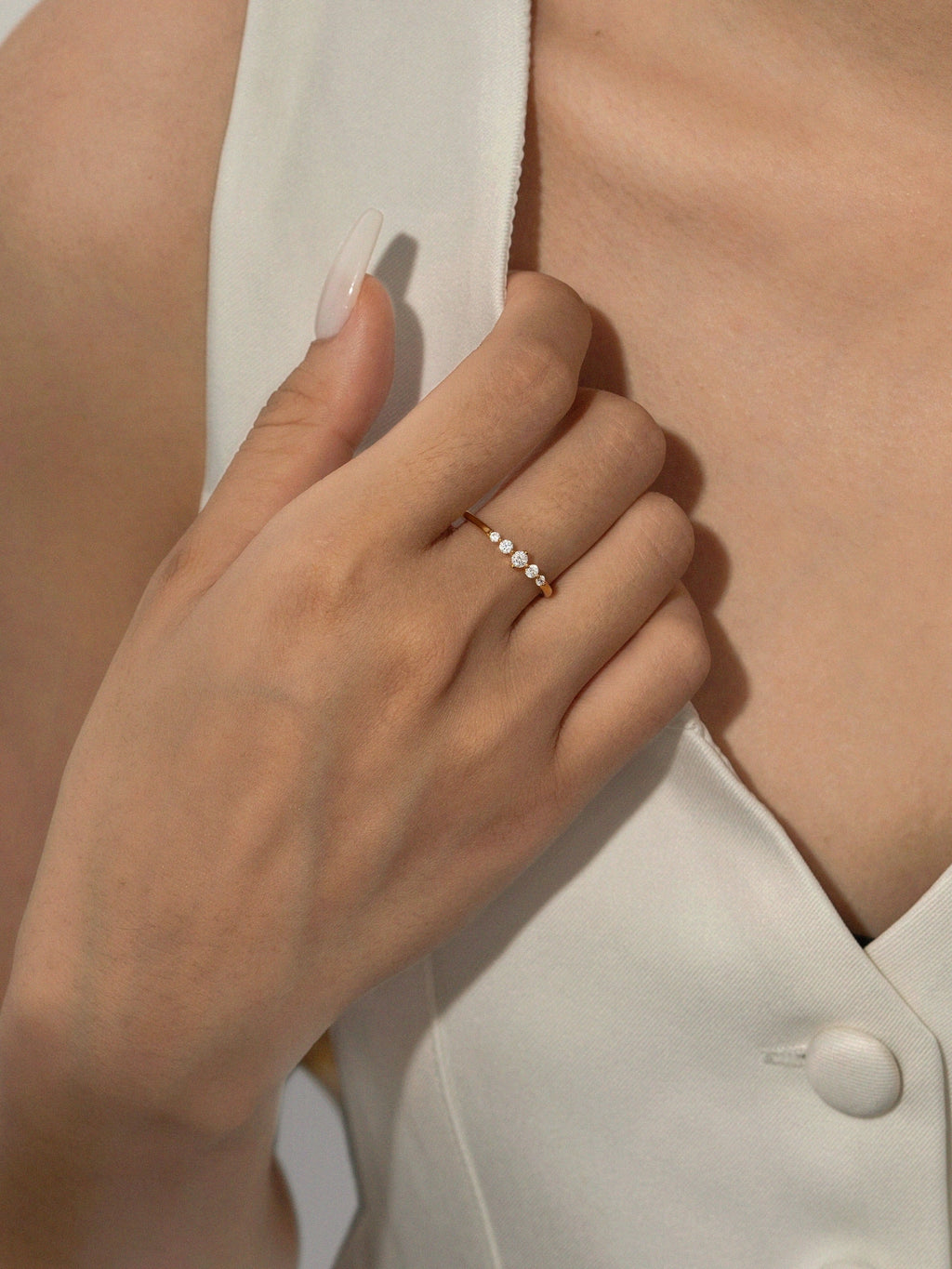 Lab Grown Diamond Graduated Five-Stone Band Ring