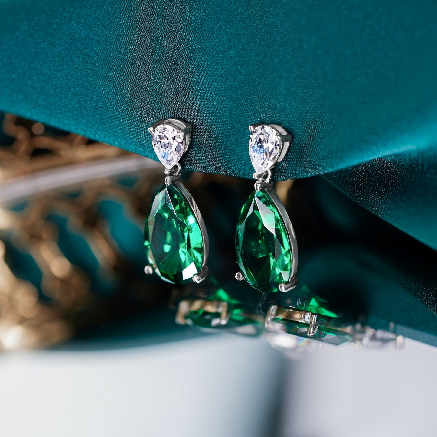 Tears of Emerald Drop Earrings